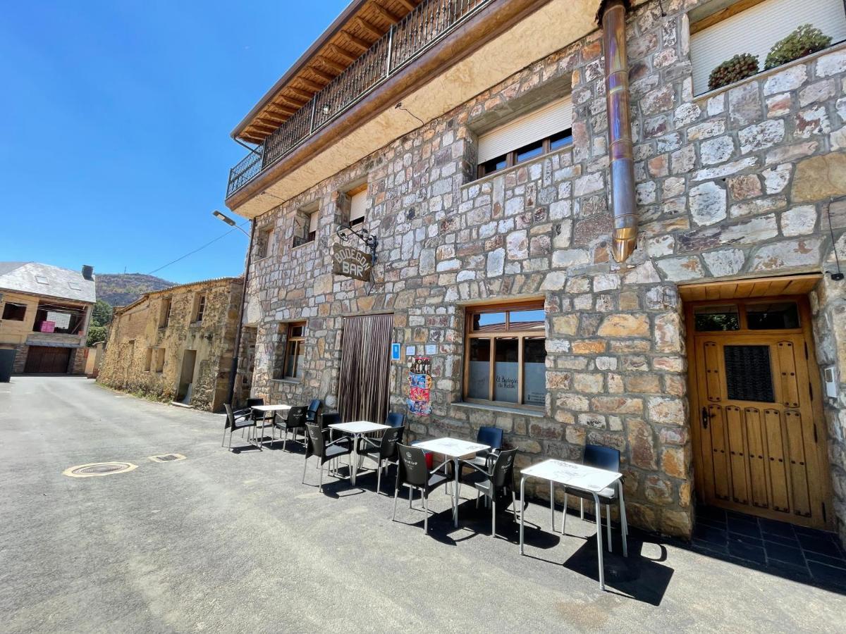 La Guarida De La Lleira Hotel Ferreras de Arriba Ngoại thất bức ảnh