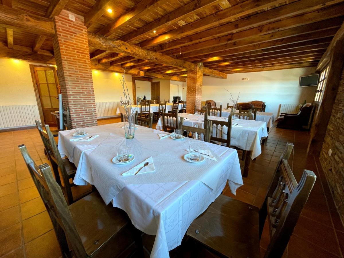 La Guarida De La Lleira Hotel Ferreras de Arriba Ngoại thất bức ảnh