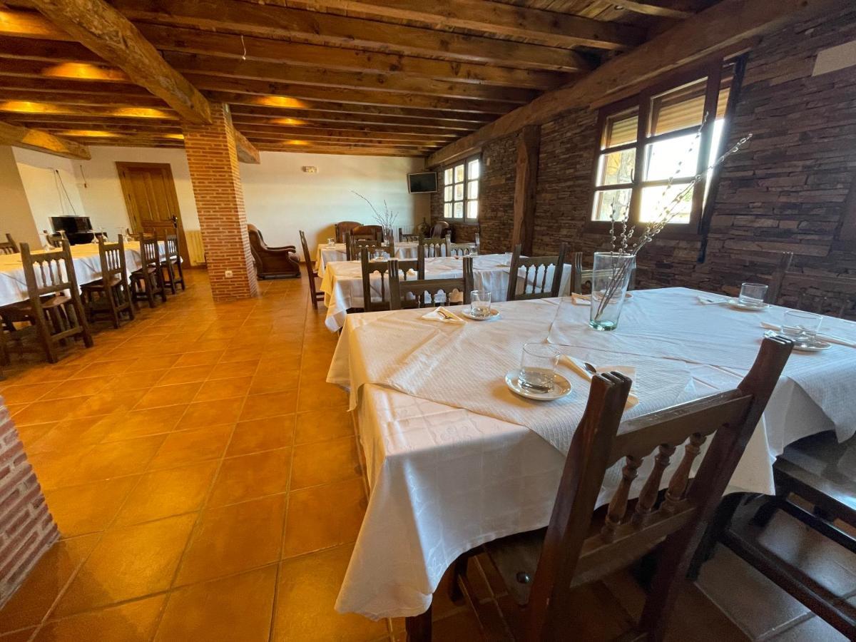 La Guarida De La Lleira Hotel Ferreras de Arriba Ngoại thất bức ảnh