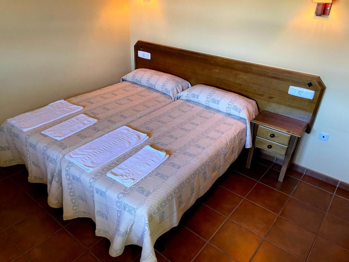 La Guarida De La Lleira Hotel Ferreras de Arriba Ngoại thất bức ảnh