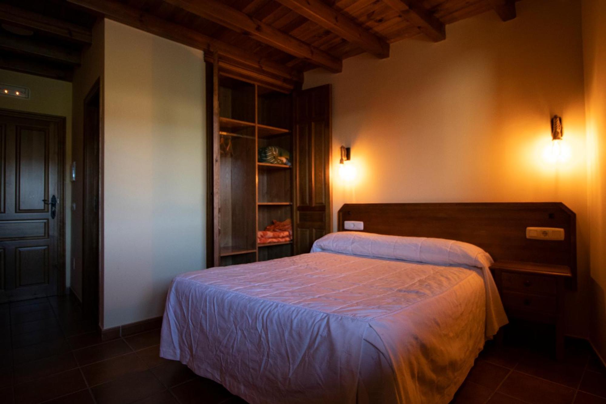 La Guarida De La Lleira Hotel Ferreras de Arriba Ngoại thất bức ảnh