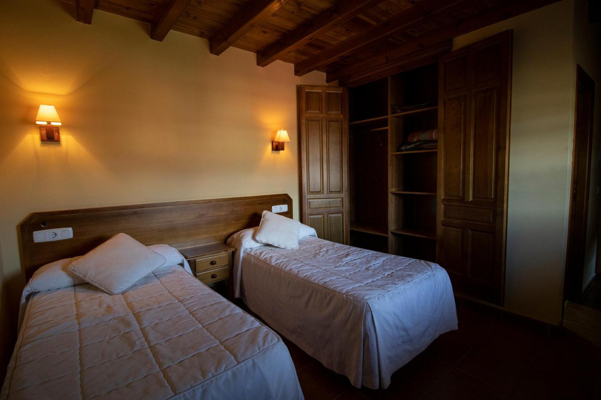 La Guarida De La Lleira Hotel Ferreras de Arriba Ngoại thất bức ảnh
